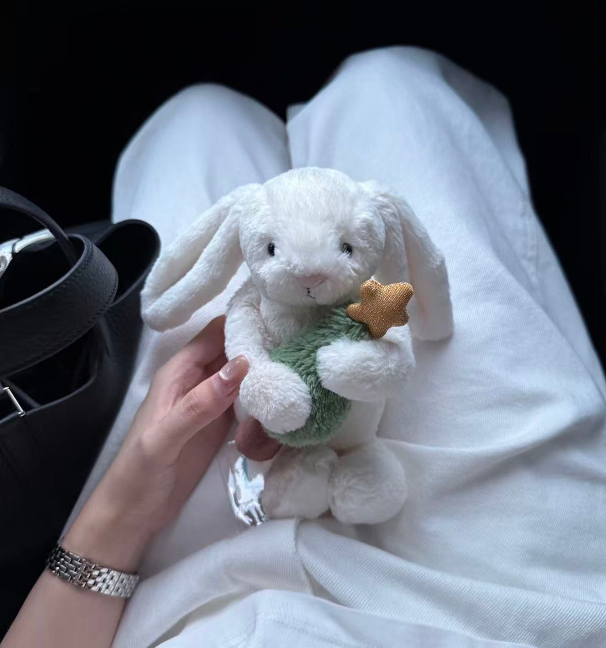 Jellycat Bashful Bunny with Christmas Tree 15CM - product image 3