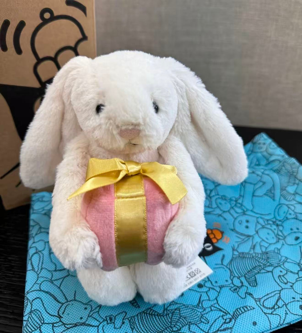 Jellycat Bashful Cream Bunny with Pink Present - product image 2